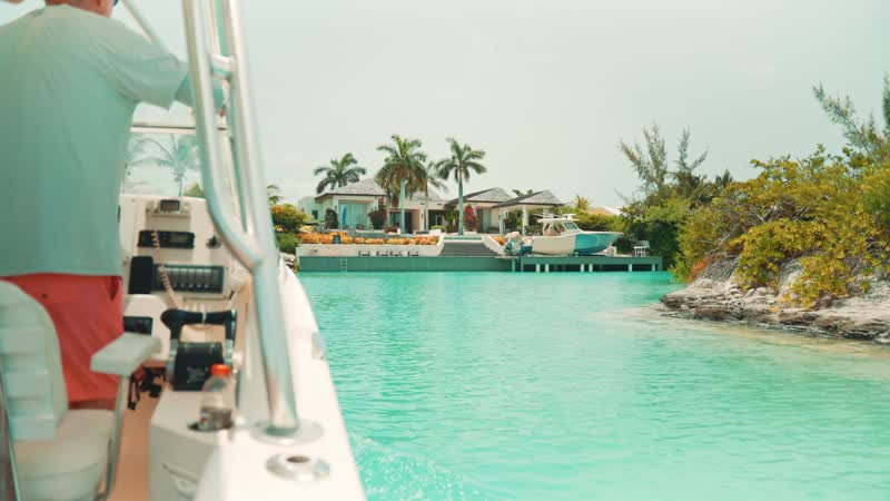 Close view of boat passing through Leeward canals